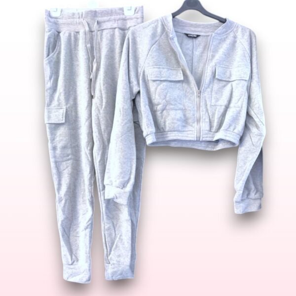 Chic Me Grey Two-Piece Jogger Set – Size Large - Image 3