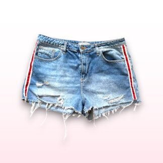 Ripped Denim Shorts – Size 18